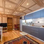 Historic Residenze Loo Bach Apartment *