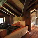 Historic Residenze Loo Bach Apartment *