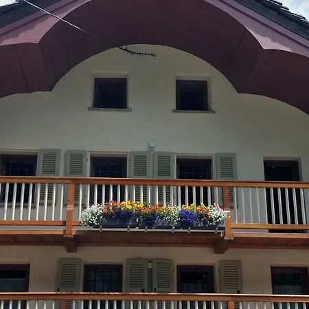 Historic Residenze Loo Bach Daire Gressoney-Saint-Jean